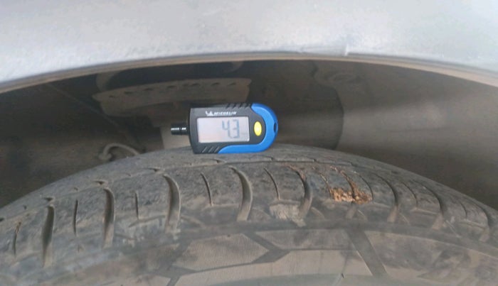 2015 Hyundai i20 Active 1.4 S, Diesel, Manual, 1,49,006 km, tyre