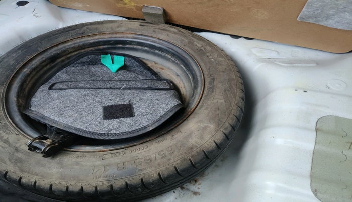 2022 Hyundai GRAND I10 NIOS MAGNA 1.2 KAPPA VTVT, Petrol, Manual, 24,704 km, tyre