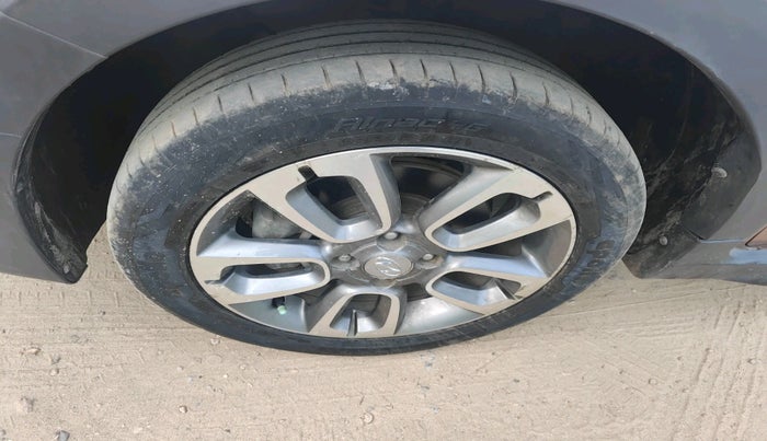 2017 Hyundai i20 Active 1.2 SX, Petrol, Manual, 65,992 km, tyre