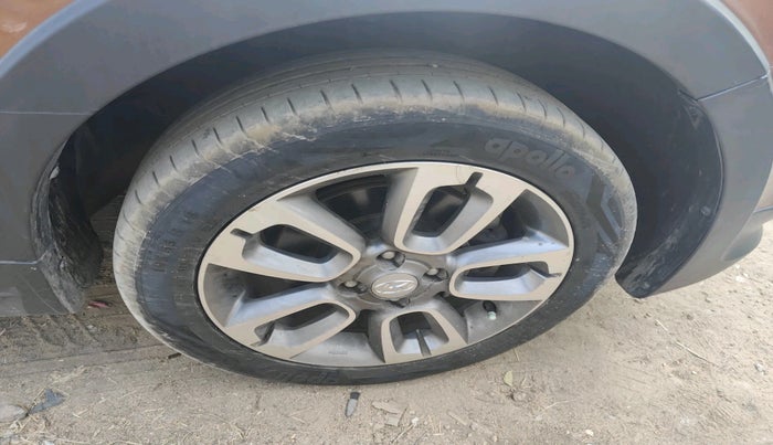 2017 Hyundai i20 Active 1.2 SX, Petrol, Manual, 65,992 km, tyre