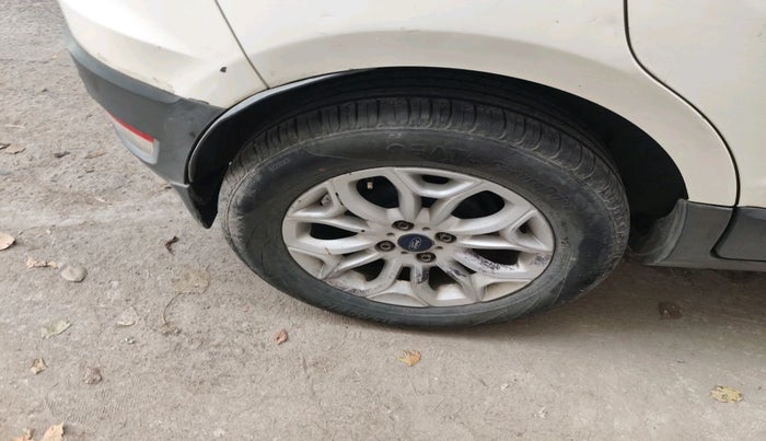 2017 Ford Ecosport TITANIUM 1.5L DIESEL, Diesel, Manual, 1,50,706 km, tyre