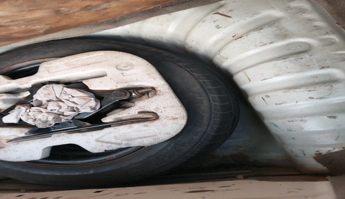 2012 Renault Pulse RXZ DIESEL, Diesel, Manual, 1,16,746 km, tyre