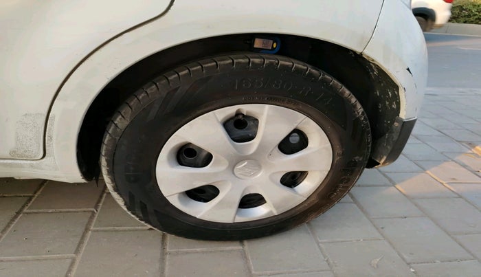 2012 Maruti Ritz VXI, Petrol, Manual, 1,30,234 km, tyre