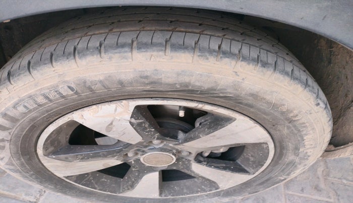 2017 Tata NEXON XZ PLUS DIESEL, Diesel, Manual, 1,51,435 km, tyre