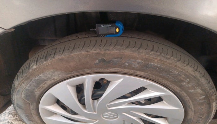 2020 Maruti Ertiga VXI CNG, Petrol, Manual, 72,519 km, tyre