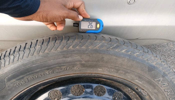 2016 Maruti Swift Dzire VXI, Petrol, Manual, 1,19,471 km, tyre