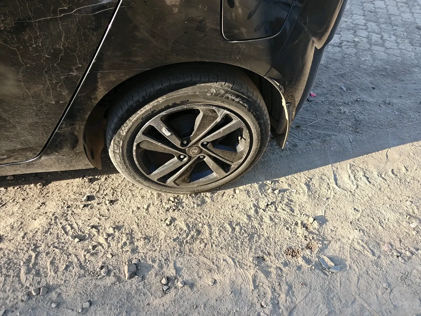 2024 Tata ALTROZ XZ Plus (S) Dark Edition, CNG, Manual, 38,203 km, tyre