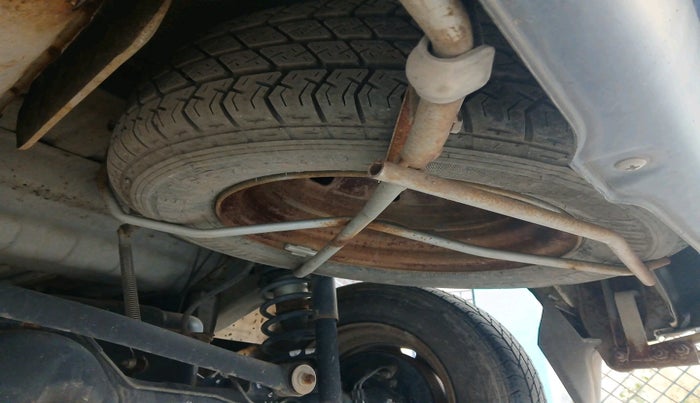 2011 Maruti Eeco 7 STR, Petrol, Manual, 27,035 km, tyre