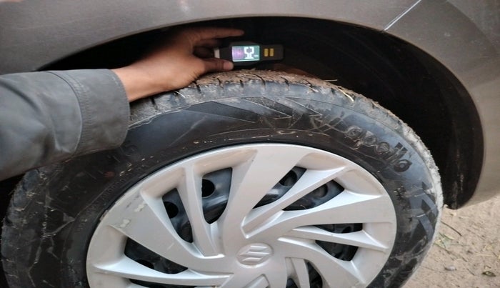 2020 Maruti Ertiga VXI SHVS, Petrol, Manual, 41,930 km, tyre