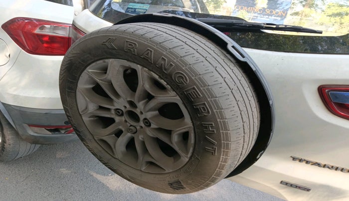 2017 Ford Ecosport TITANIUM 1.5L DIESEL, Diesel, Manual, 1,16,788 km, tyre