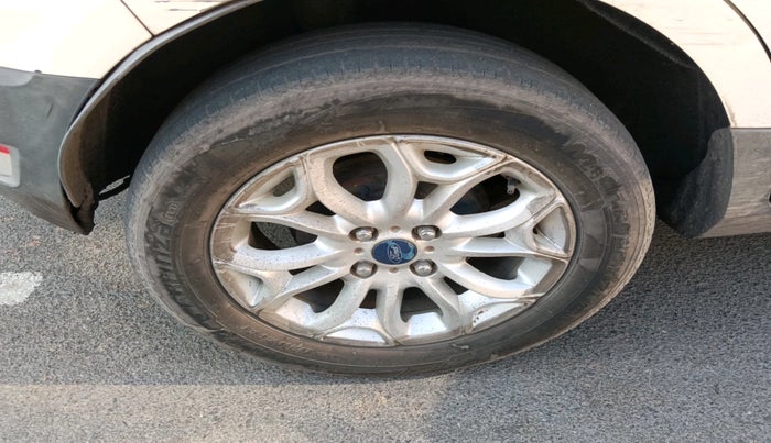 2017 Ford Ecosport TITANIUM 1.5L DIESEL, Diesel, Manual, 1,16,788 km, tyre