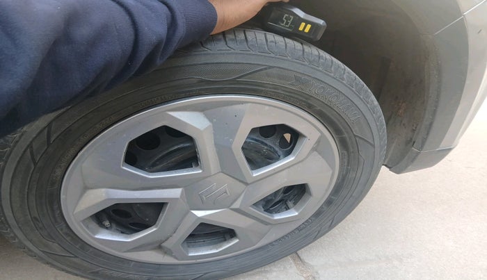 2017 Maruti Vitara Brezza VDI (O), Diesel, Manual, 1,02,060 km, tyre