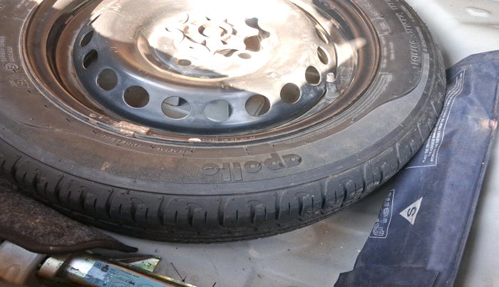 2015 Hyundai Grand i10 MAGNA 1.2 KAPPA VTVT, Petrol, Manual, 72,082 km, tyre