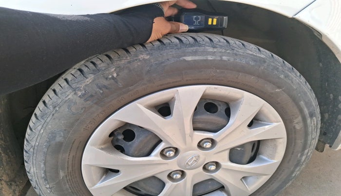 2015 Hyundai Grand i10 MAGNA 1.2 KAPPA VTVT, Petrol, Manual, 72,082 km, tyre