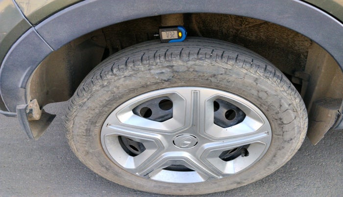 2020 Tata NEXON XM PETROL, Petrol, Manual, 13,466 km, tyre