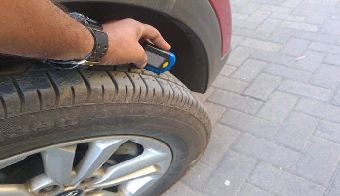 2016 Hyundai Creta SX PLUS 1.6 PETROL, Petrol, Manual, 63,030 km, tyre