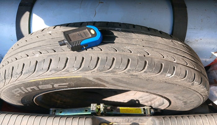 2014 Hyundai i20 MAGNA (O) 1.2, Petrol, Manual, 66,426 km, tyre