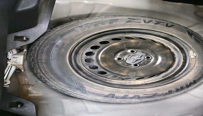 2017 Maruti Baleno DELTA PETROL 1.2, Petrol, Manual, 53,634 km, tyre