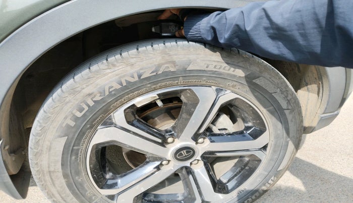 2023 Tata NEXON XZ PLUS PETROL SUNROOF, Petrol, Manual, 27,389 km, tyre