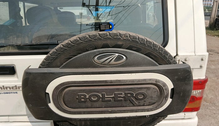 2017 Mahindra Bolero POWER PLUS ZLX, Diesel, Manual, 1,17,120 km, tyre