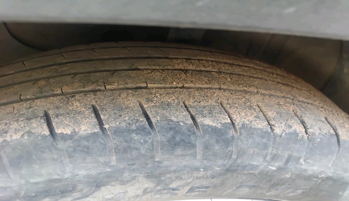 2023 Hyundai Creta EX 1.5 PETROL, Petrol, Manual, 37,828 km, tyre