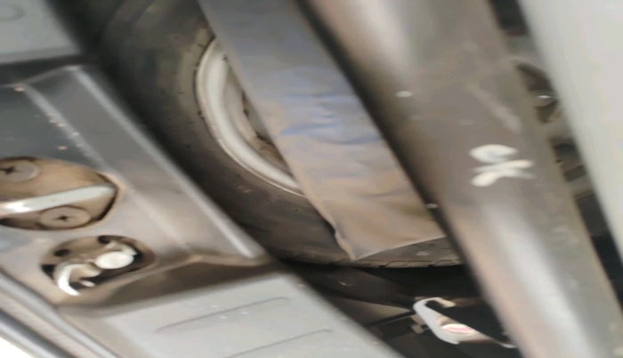 2018 Maruti Wagon R 1.0 LXI CNG, Petrol, Manual, 85,186 km, tyre