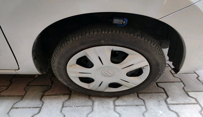 2016 Maruti Wagon R 1.0 VXI AMT, Petrol, Automatic, 11,730 km, tyre