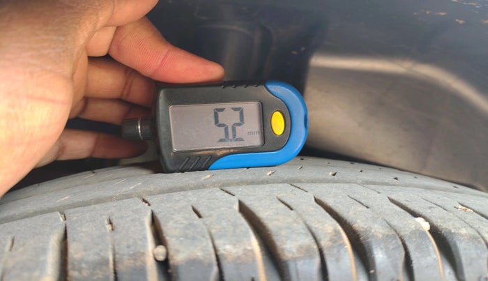 2024 Maruti Swift ZXI PLUS, Petrol, Manual, 18,413 km, tyre