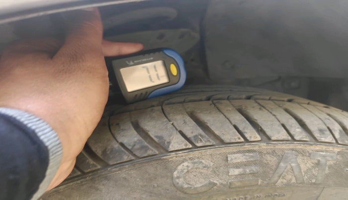 2013 Honda Amaze 1.5L I-DTEC S, Diesel, Manual, 1,07,475 km, tyre