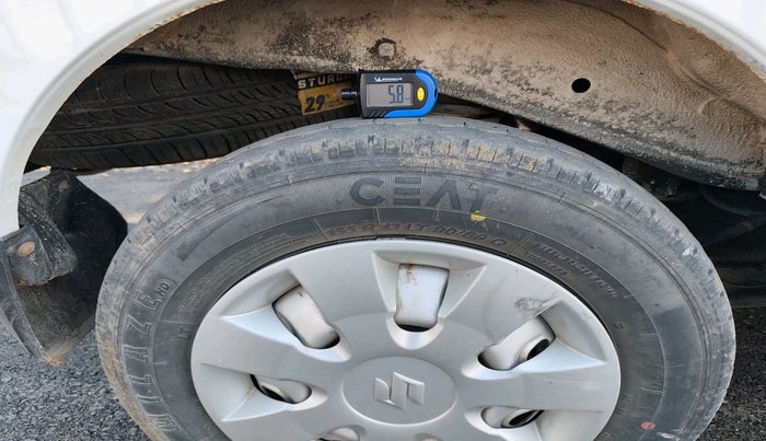 2022 Maruti Eeco 5 STR AC CNG (O), Petrol, Manual, 65,657 km, tyre