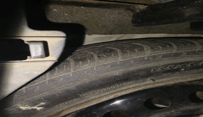 2011 Maruti Wagon R 1.0 VXI, Petrol, Manual, 1,14,421 km, tyre