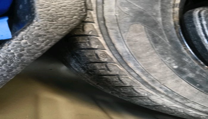 2018 Maruti Ciaz ALPHA  AT 1.5 SHVS PETROL, Petrol, Automatic, 91,346 km, tyre