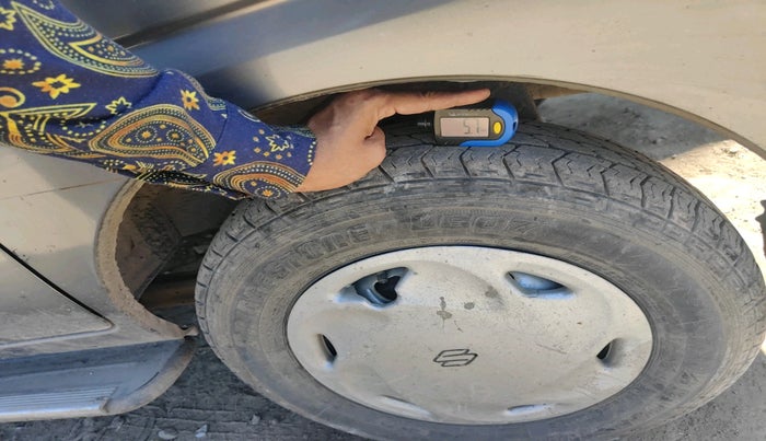 2016 Maruti Eeco 5 STR WITH A/C+HTR, Petrol, Manual, 42,282 km, tyre