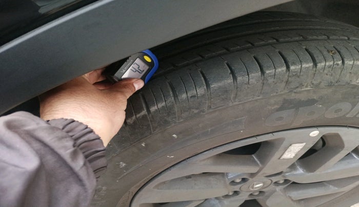 2023 Tata Harrier XT PLUS 2.0L KRYOTEC DARK EDITON, Diesel, Manual, 51,047 km, tyre