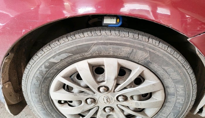 2015 Hyundai i10 SPORTZ 1.1, Petrol, Manual, 69,988 km, tyre