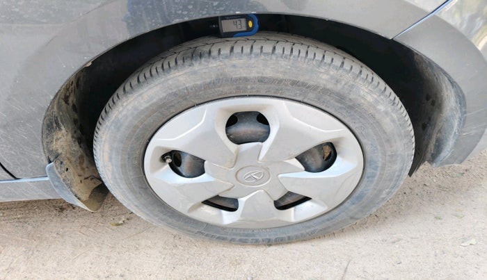 2021 Tata Tiago XT PETROL, Petrol, Manual, 48,964 km, tyre