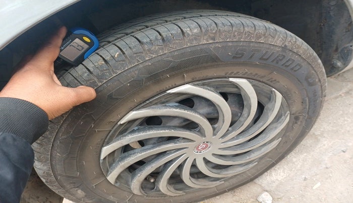 2014 Maruti Ritz VXI, Petrol, Manual, 1,62,003 km, tyre