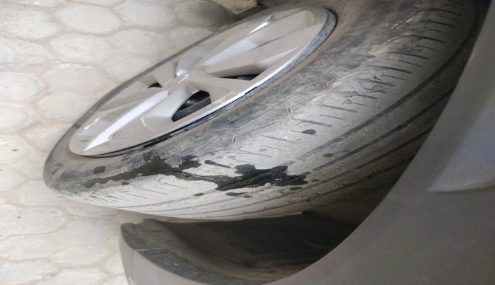 2023 Maruti FRONX DELTA CNG 1.2 MT, Petrol, Manual, 50,459 km, tyre