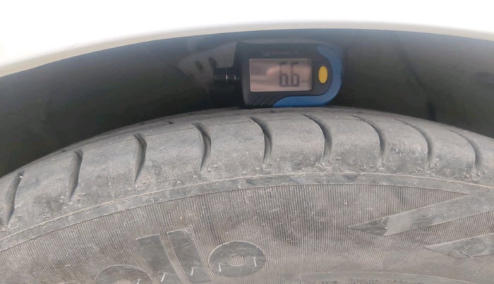 2019 Hyundai NEW SANTRO SPORTZ MT, Petrol, Manual, 65,594 km, tyre