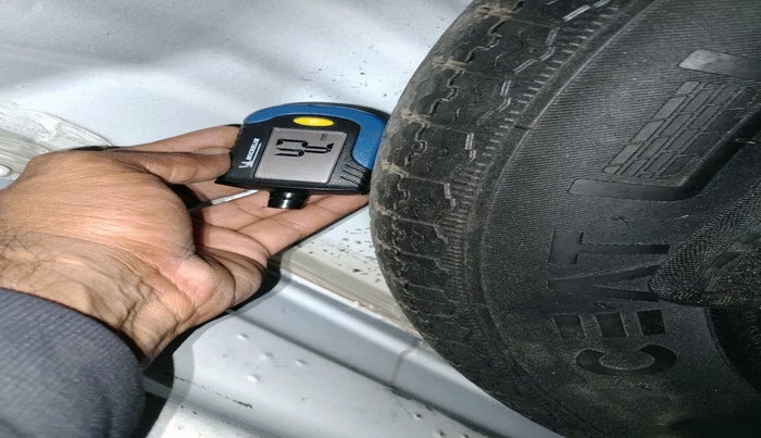 2022 Renault Kiger RXT MT, Petrol, Manual, 39,106 km, tyre