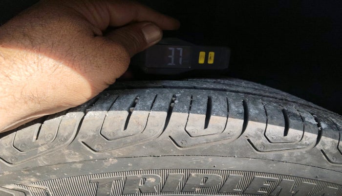 2023 MG ASTOR SAVVY 1.3 TURBO AT S RED, Petrol, Automatic, 31,618 km, tyre