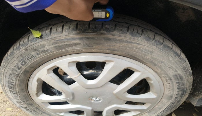 2017 Maruti Vitara Brezza VDI, Diesel, Manual, 48,200 km, tyre