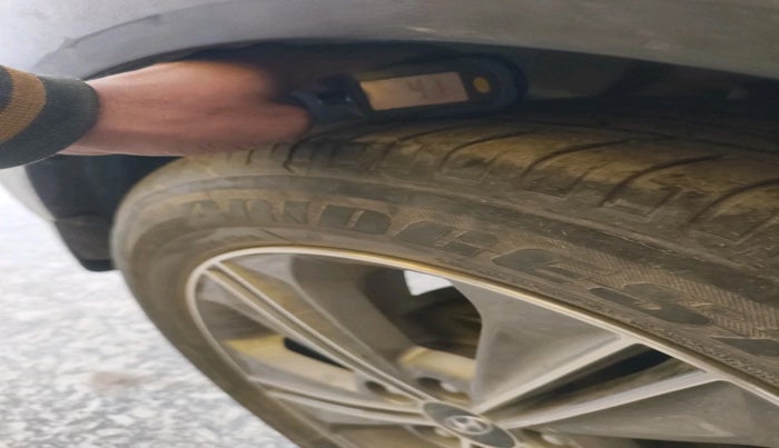 2018 Hyundai Creta SX PLUS AT 1.6 PETROL, Petrol, Automatic, 51,647 km, tyre