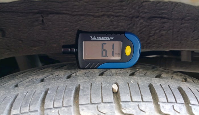 2012 Maruti Alto K10 LXI, Petrol, Manual, 1,71,064 km, tyre