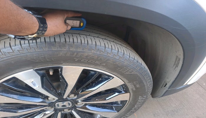 2024 Honda ELEVATE ZX CVT, Petrol, Automatic, 21,132 km, tyre