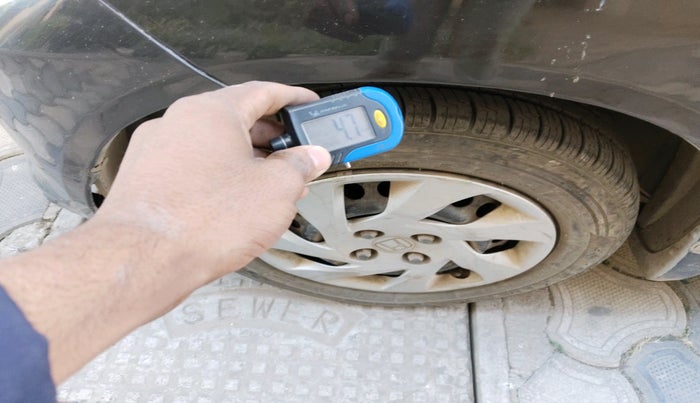 2015 Honda Amaze 1.5L I-DTEC S, Diesel, Manual, 50,886 km, tyre