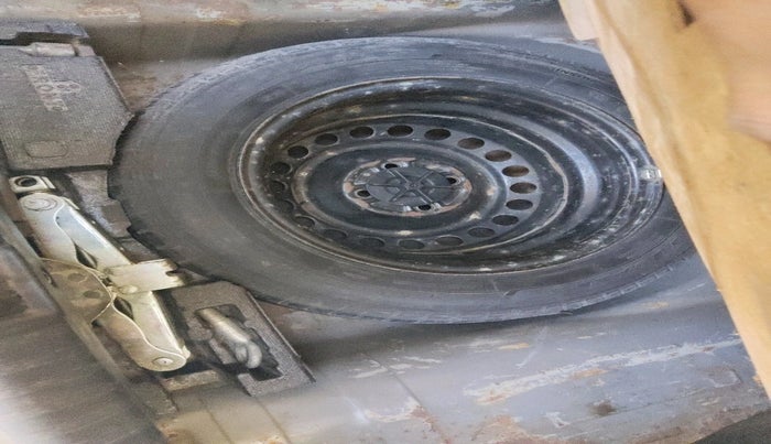 2015 Honda Amaze 1.5L I-DTEC S, Diesel, Manual, 50,886 km, tyre