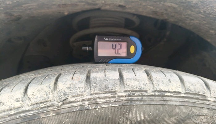 2019 Hyundai Elite i20 ASTA 1.2 (O), Petrol, Manual, 44,923 km, tyre