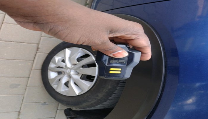 2019 Nissan Kicks XL 1.5, Petrol, Manual, 24,672 km, tyre