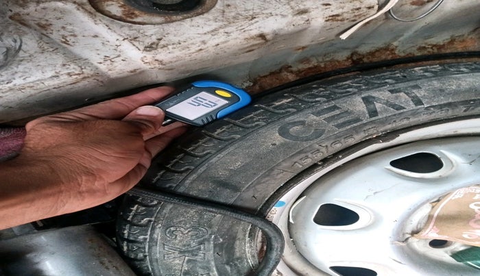 2015 Maruti Alto K10 LXI CNG, Petrol, Manual, 1,32,112 km, tyre